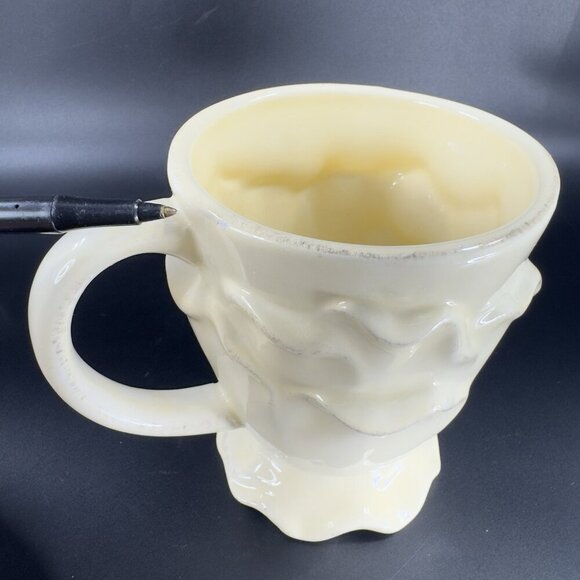 Roscher Flower Antique Butter Yellow Coffee Mug Cup Flower Shape Set 2 Mugs Cups - Picture 10 of 16